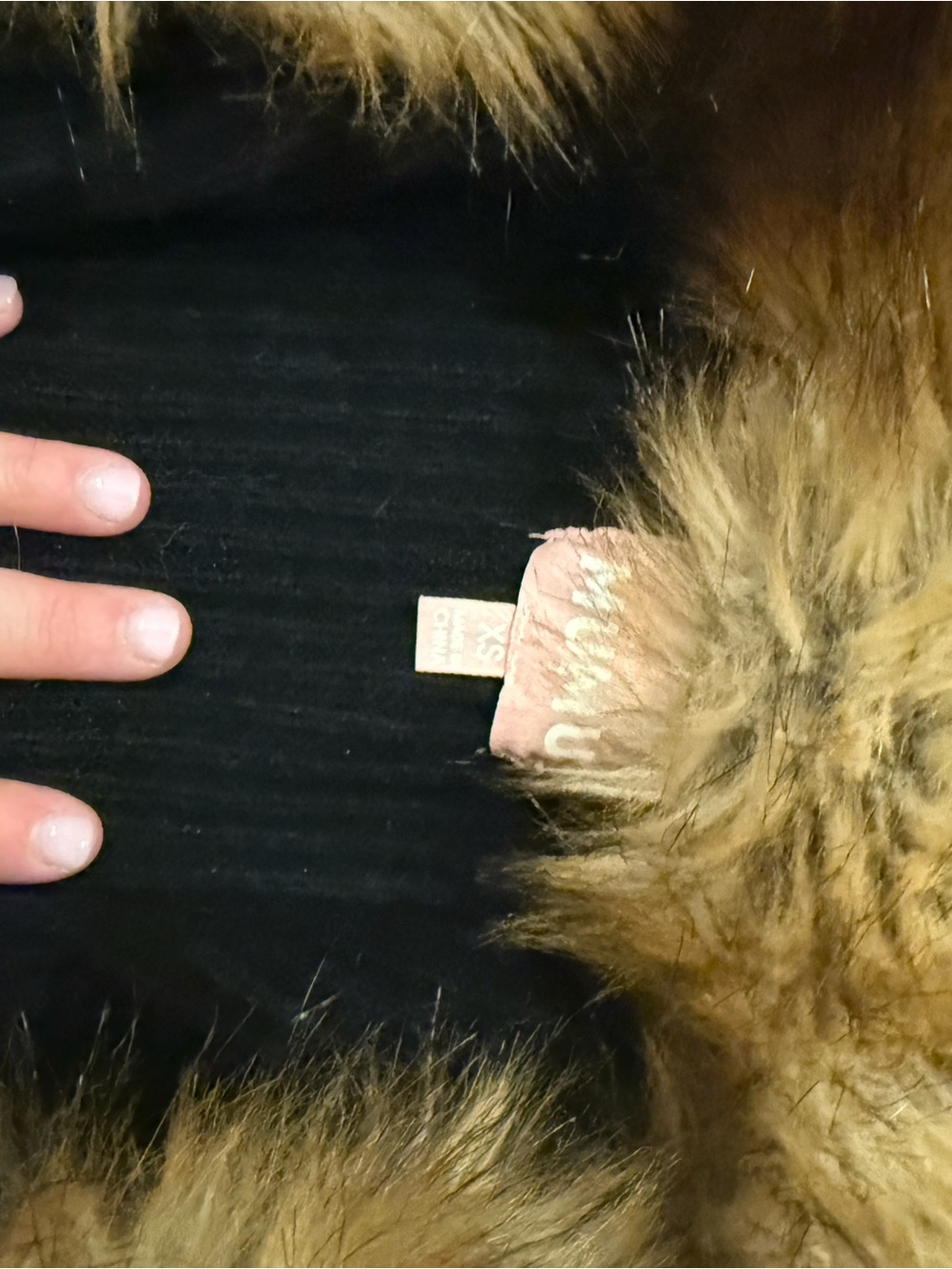 Show me your MUMU Ribbed Coat with Faux Fur Trim - Picture 3 of 4